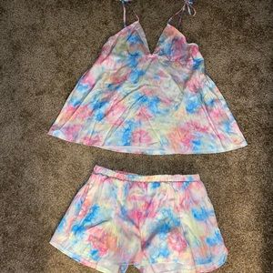 UNIF tie die slumber set